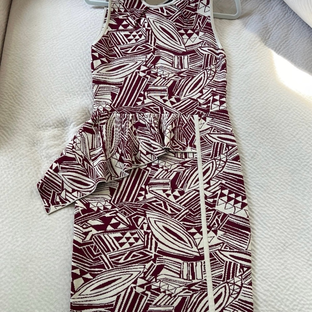 Geometric Pattern Sleeveless Dress